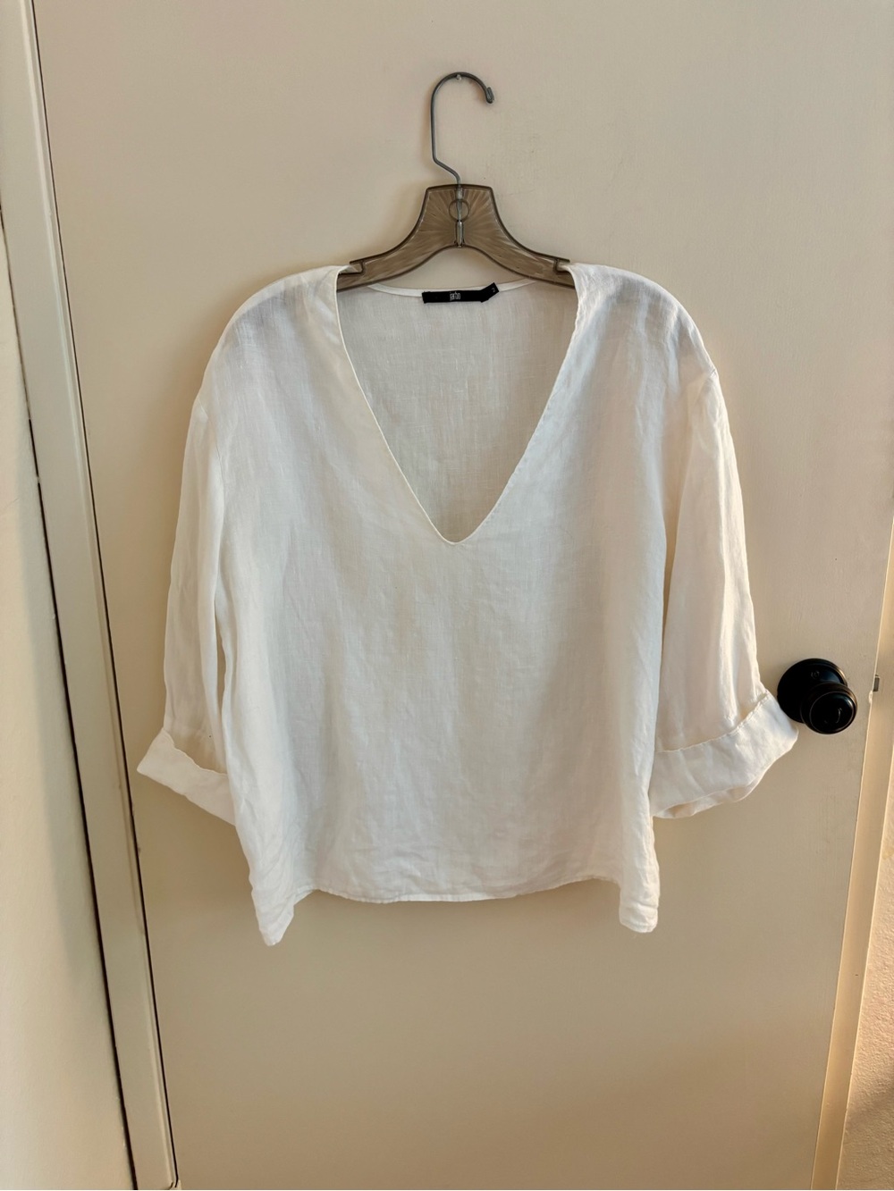 Relaxed White V-Neck Linen Box Top Sz 2